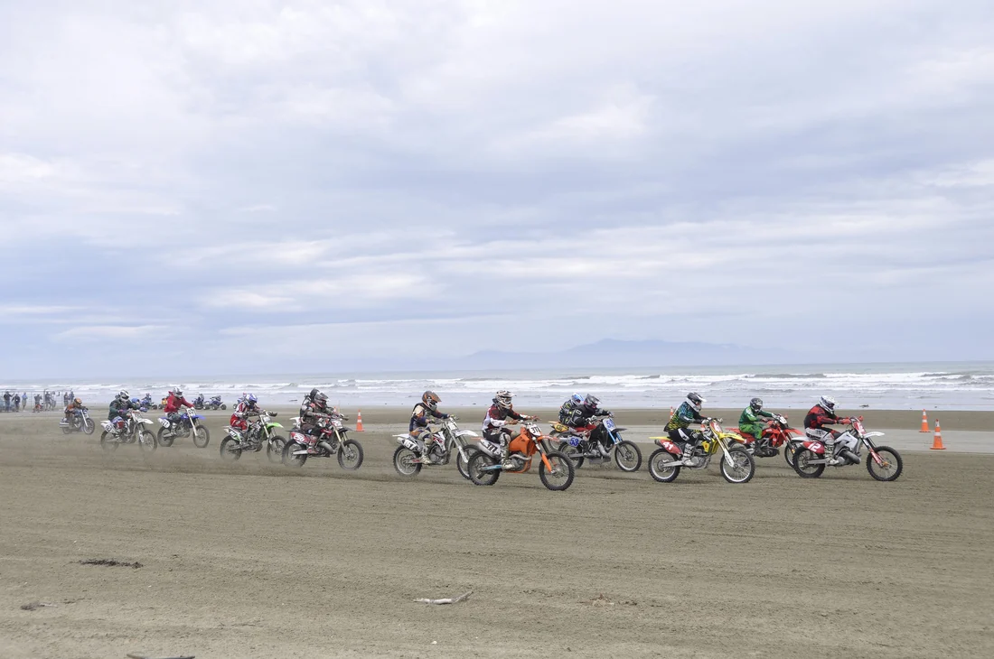 Feaver leads at the beach races