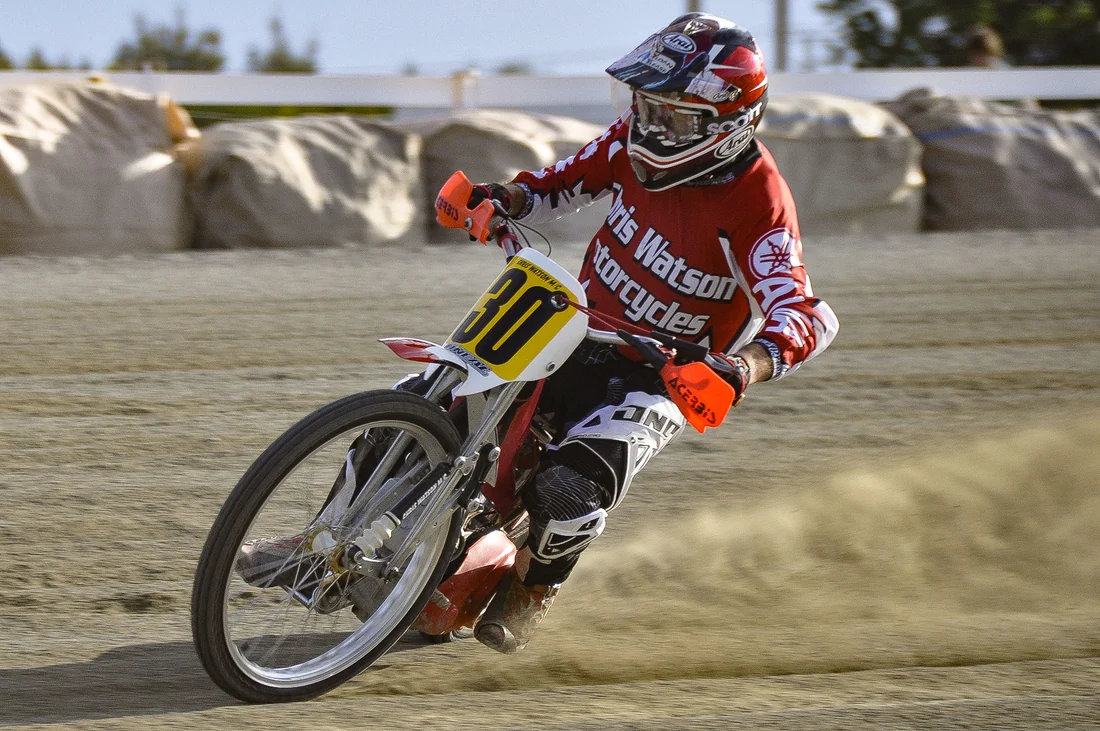 A wide-angle view of the long-track racing