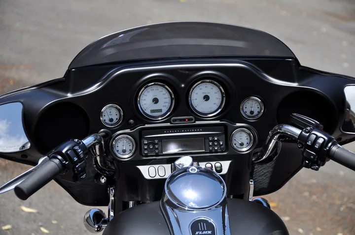 2011 Harley-Davidson Street Glide dashboard with CD player